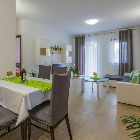 Apartamento Meernahes Nur 390 Zum Mit Mediterraner Terrasse