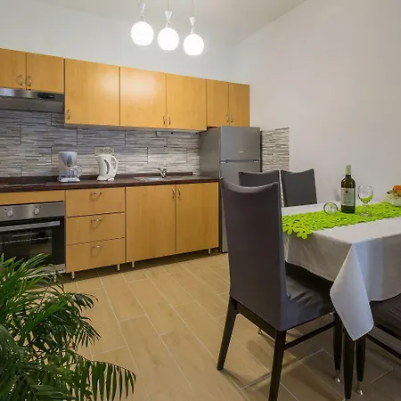 公寓 Meernahes Nur 390 Zum Mit Mediterraner Terrasse 卓得诺沃