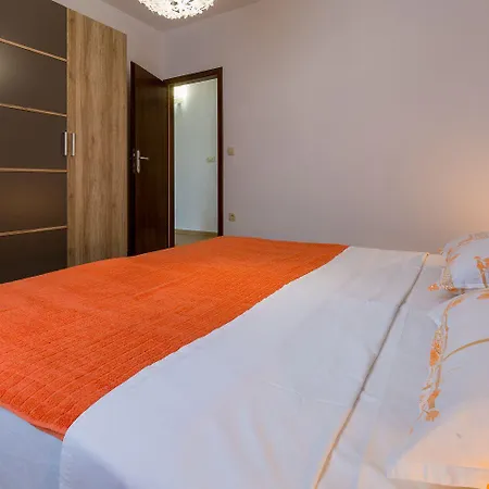 Meernahes Nur 390 Zum Mit Mediterraner Terrasse