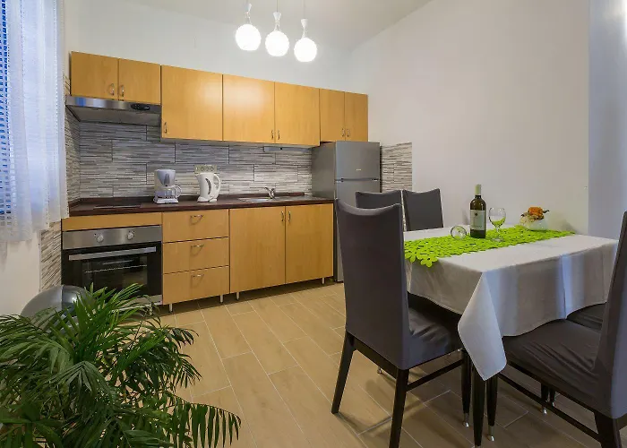 Apartman Meernahes Nur 390 Zum Mit Mediterraner Terrasse Jadranovo