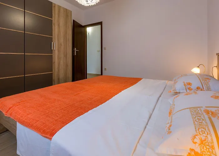 Meernahes Nur 390 Zum Mit Mediterraner Terrasse