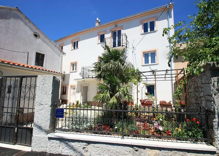 Meernahes Nur 390 Zum Mit Mediterraner Terrasse * Jadranovo
